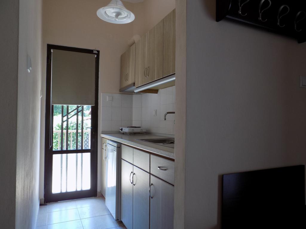 Alisachni Apartment Paralia Pantaleimonos Bagian luar foto